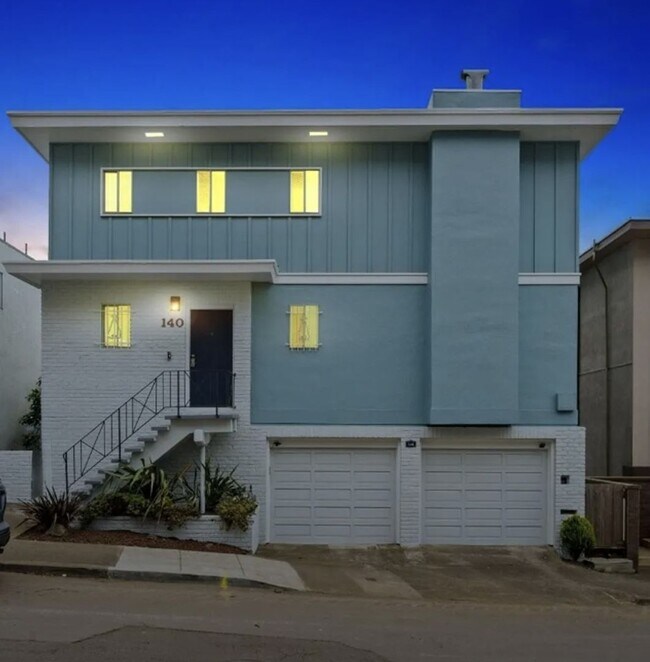 Building Photo - 140 Cresta Vista Dr