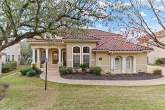 Building Photo - 7110 Hovingham