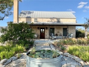 Building Photo - 118 Danos Dr