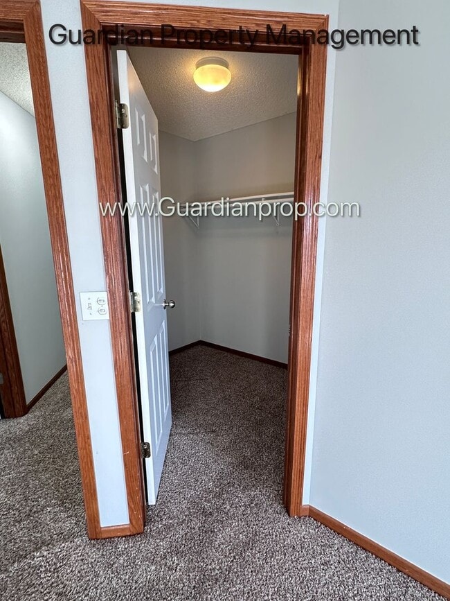 Building Photo - Hopkins Single Family Home, 2 Car Garage, Office, Gas Fireplace, Primary Suite