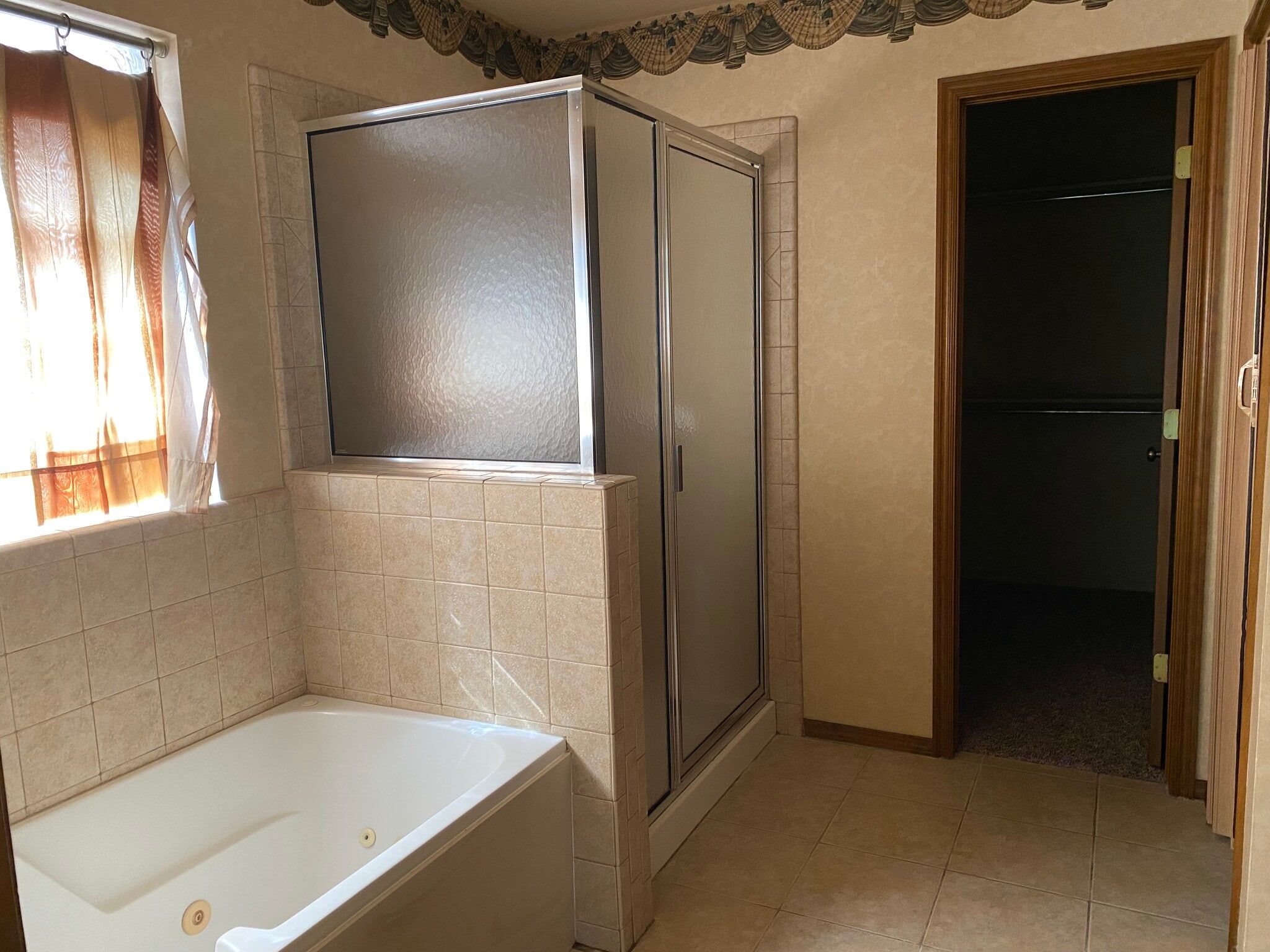 Primary Bath - 8420 NW 106th St