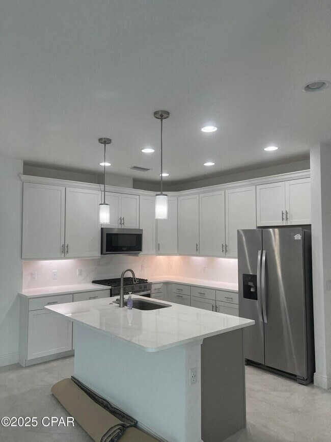 Building Photo - 8572 Margaritaville Blvd