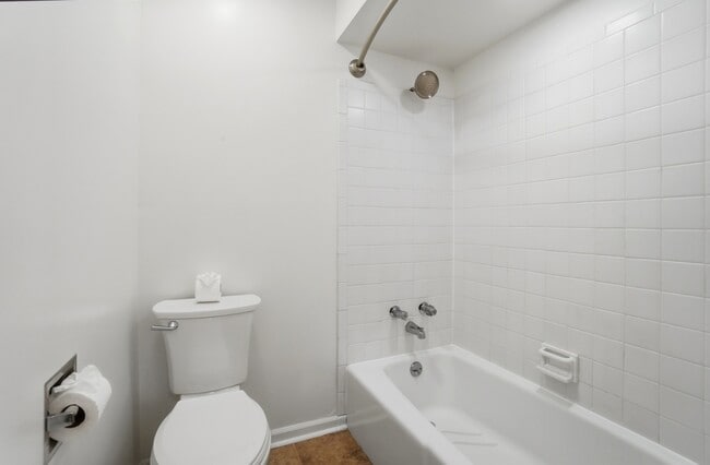 Building Photo - 7214 Winnebago Dr