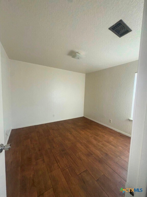 Building Photo - 3804 Captain Dr