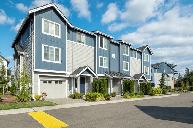 Building Photo - Spacious 3-Bed Townhome in Desirable Pond Community | Bothell - $3,200!!!
