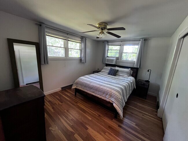 Building Photo - 443 Kelley Blvd