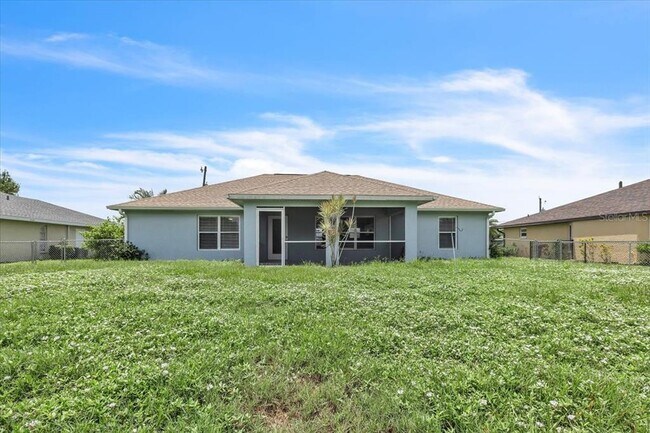 Building Photo - 1708 Blue Lake Cir