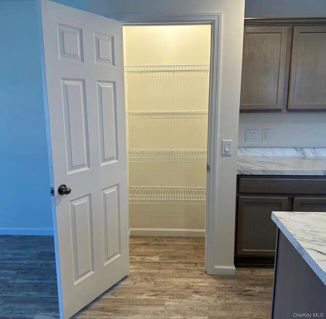 Building Photo - 26 Grand St