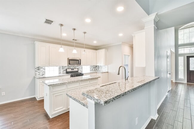 Building Photo - 18802 Half Volley Cir