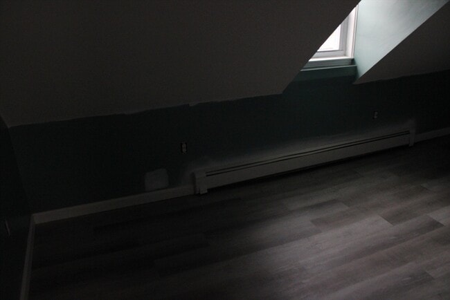 Building Photo - 417 Court St