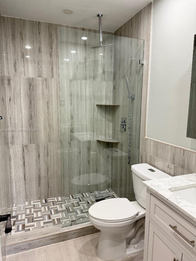 Building Photo - 2261 NE 67th St