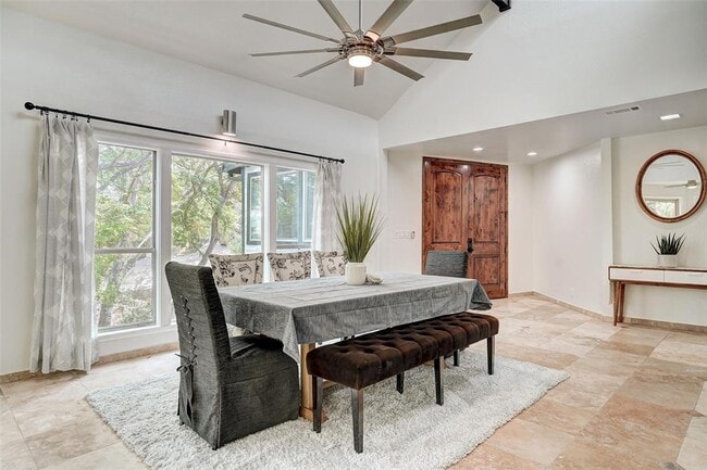 Building Photo - 8804 Mountain Ridge Dr