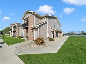 Building Photo - Discover Your Lakeside Haven in Greensburg, IN!
