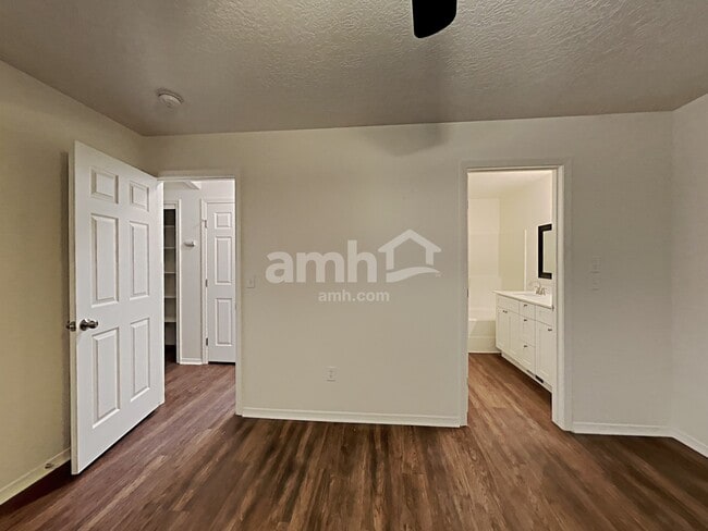 Building Photo - 19879 Alleghenny Way