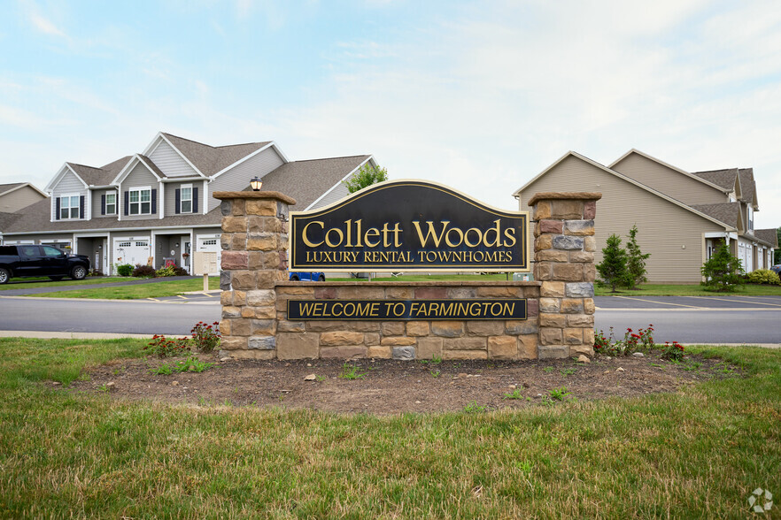 Building Photo - Collett Woods Townhouses