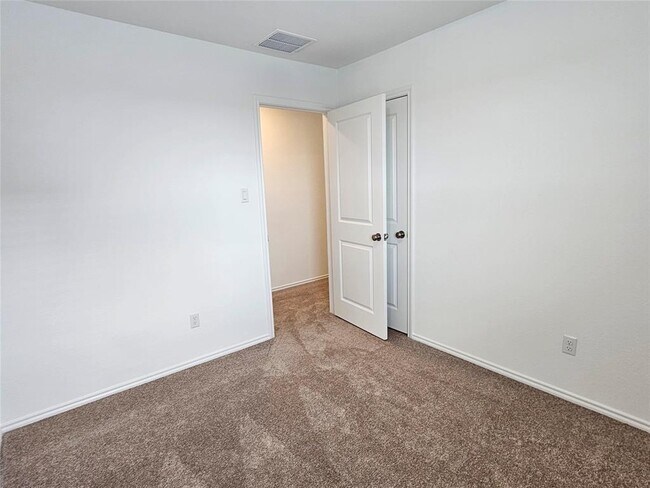 Building Photo - 704 Commander Abbott Dr