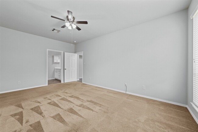 Building Photo - 13018 Orchard Green Dr