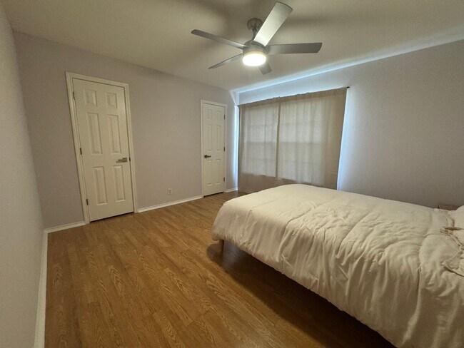 Building Photo - GATED COMMUNITY  |  STONE OAK  |  4 BEDROOMS + HUGE LOFT  |  SMALL LOFT/NURSERY/OFFICE/  |  EXCEL...