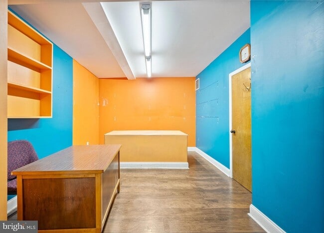 Building Photo - 807 Eastern Blvd