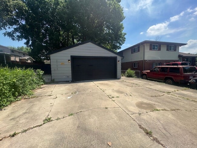 Building Photo - 2192 Alpena Ave