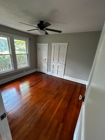 Building Photo - 4303 N 10th St