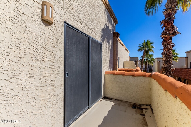 Building Photo - 16510 E Palisades Blvd