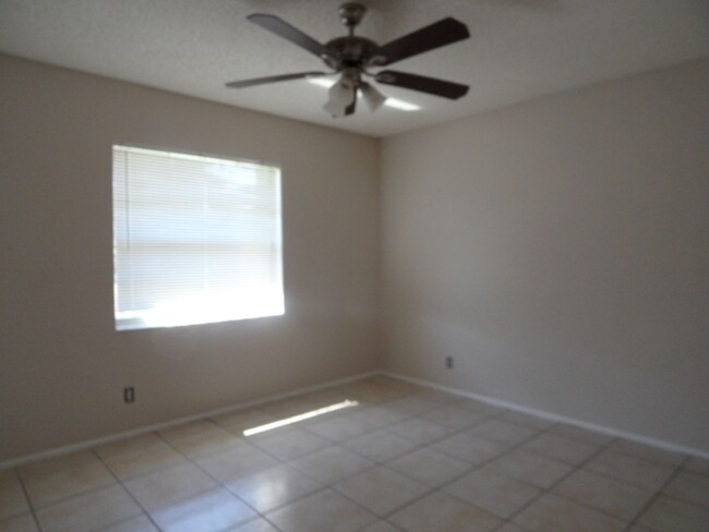 Building Photo - 2-Bed, 2-Bath Condo in Coral Springs!