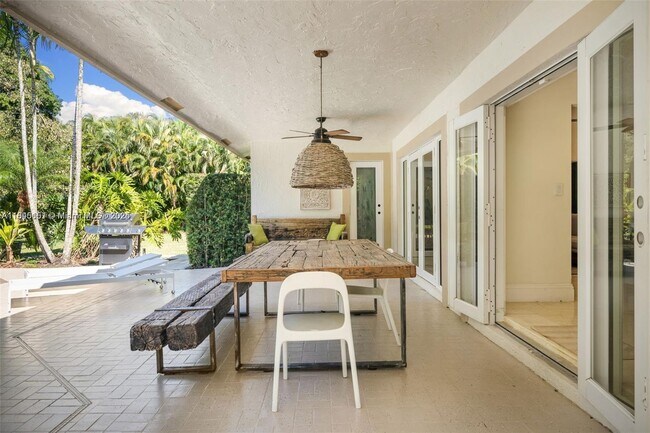 Building Photo - 6411 SW 185th Way