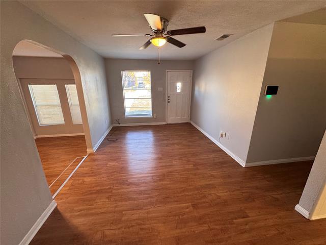 Building Photo - 1239 Hidden Valley Dr