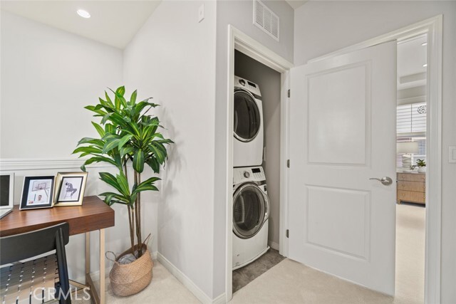 Building Photo - 111 Thornhurst