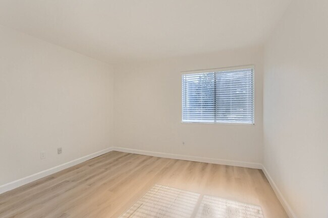 Building Photo - 4400 S Quebec St