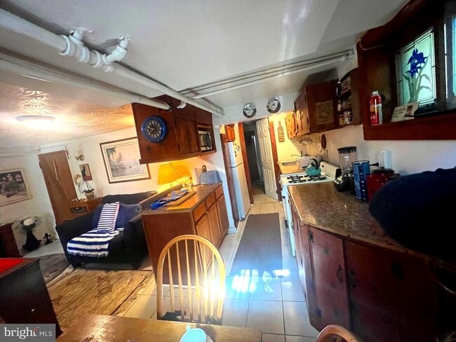 Building Photo - 809 N Abingdon St