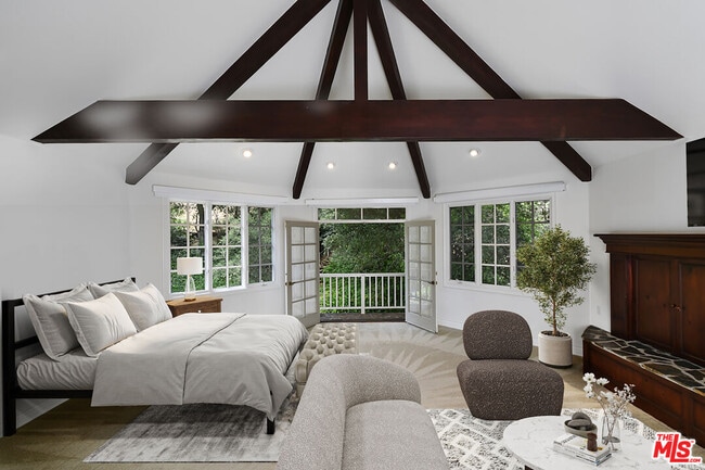 Building Photo - 3254 Oakdell Rd