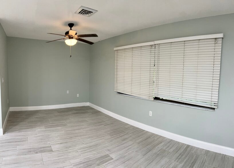 Building Photo - 627 Alligator Dr