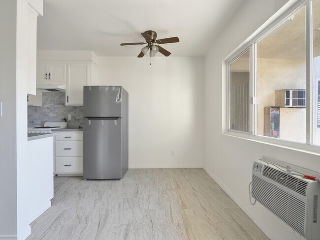Building Photo - 7228 Allott Ave