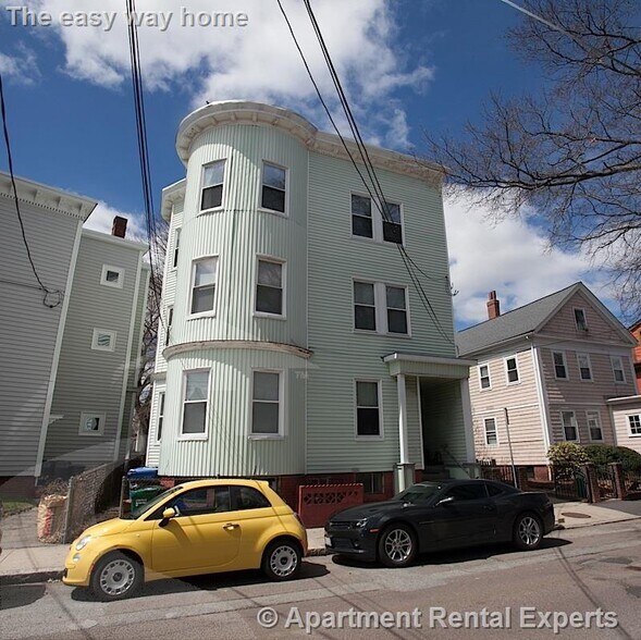 Building Photo - 3 Kinnaird St