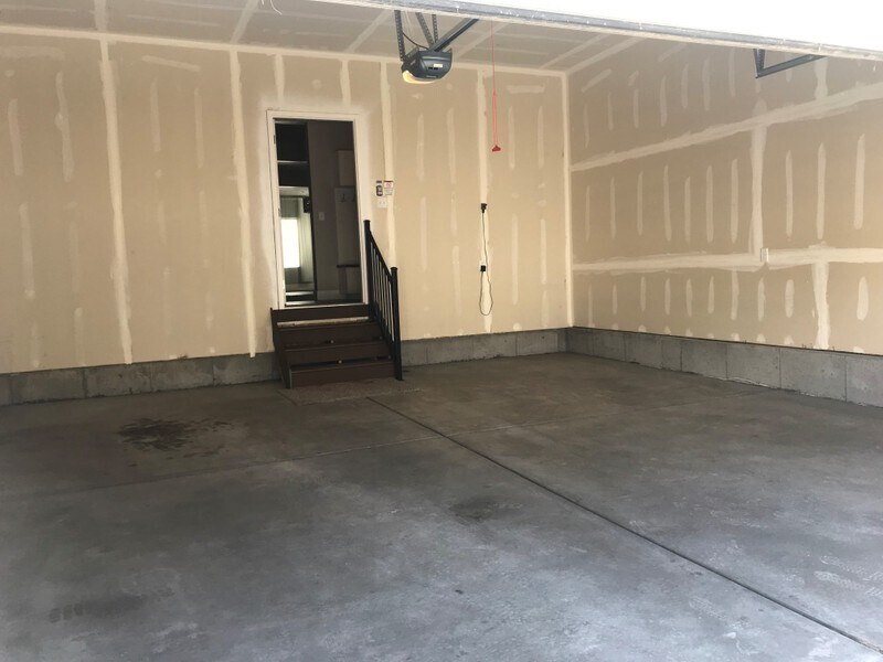 Building Photo - 15154 Battle Dr