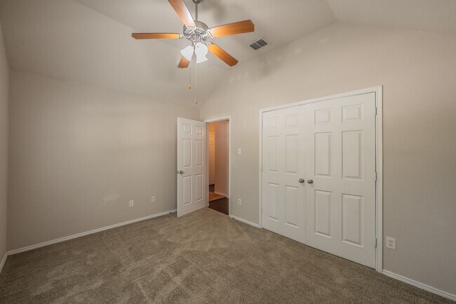 Building Photo - excellent single story home in Willow Park