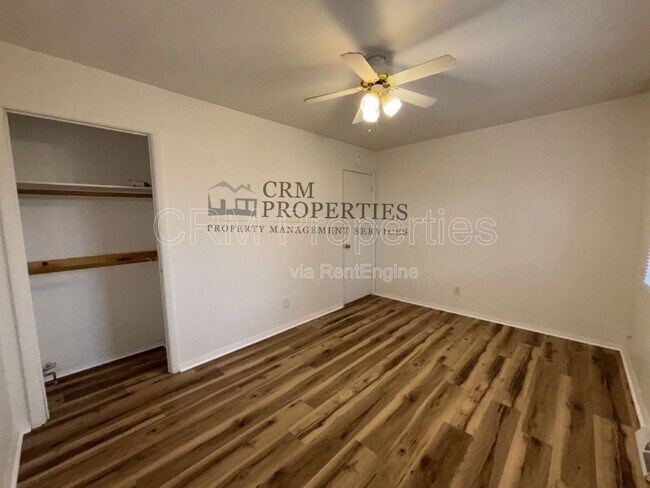 Building Photo - 811 Miami Blvd