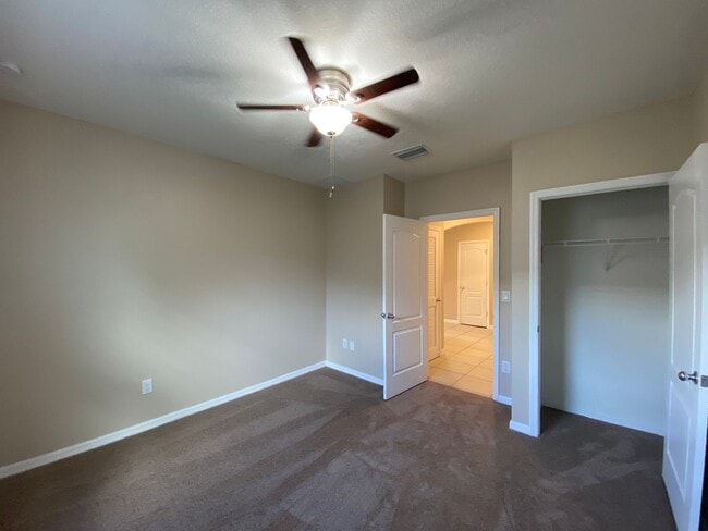 Building Photo - NOT AVAILABLE FOR SHOW UNTL OCTOBER 20TH O...