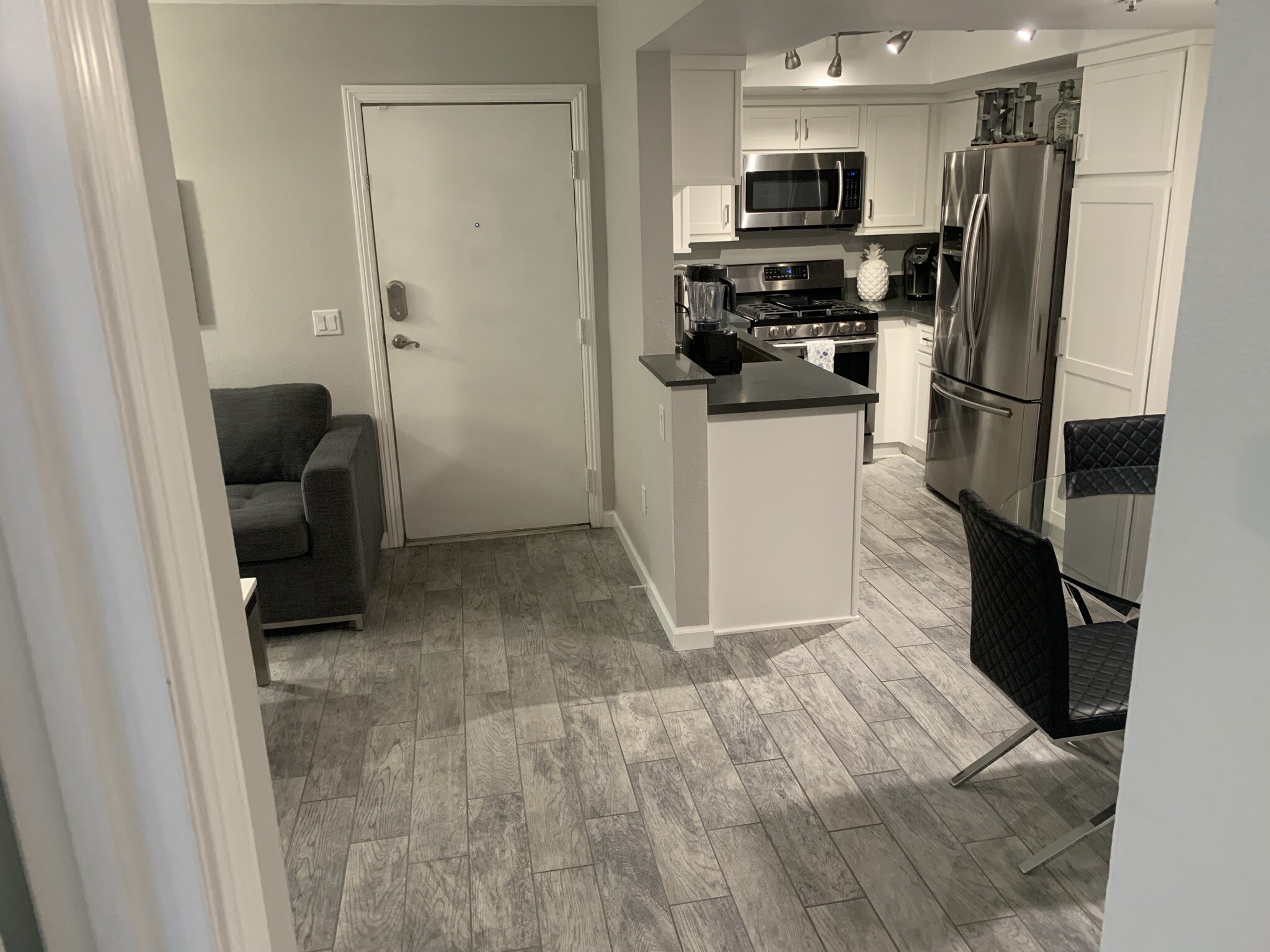 Building Photo - 122 Mangano Cir
