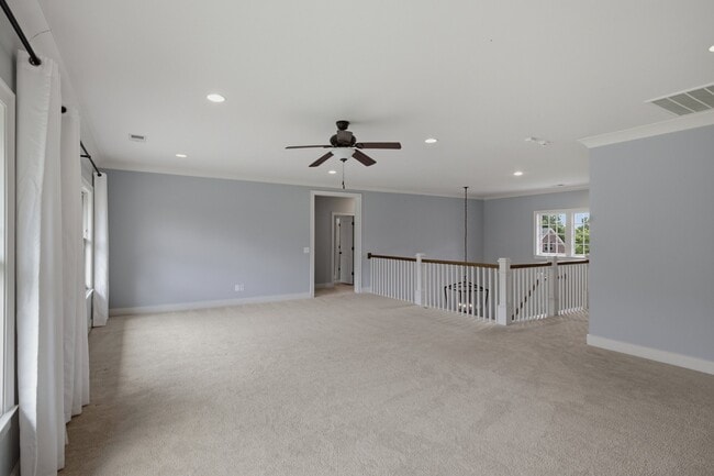 Building Photo - 3452 Stagecoach Dr