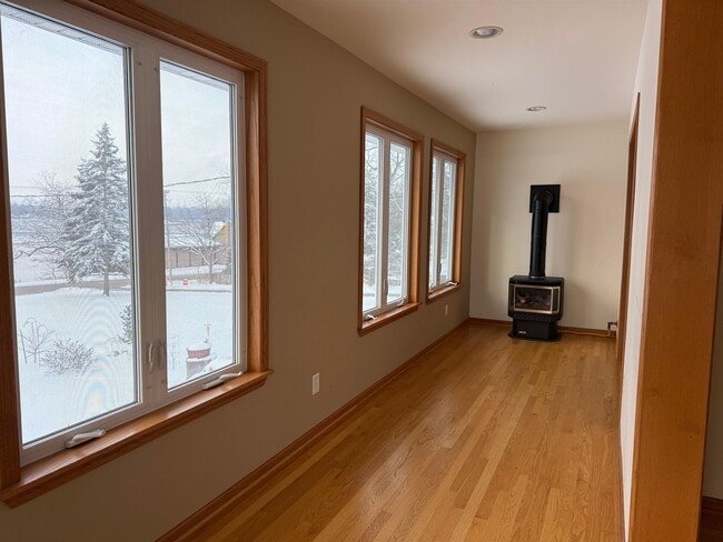 Building Photo - W9206 Ripley Rd