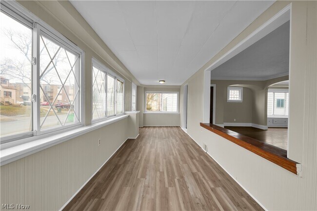 Building Photo - 11103 Lincoln Ave