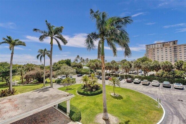 Building Photo - 1201 S Ocean Dr