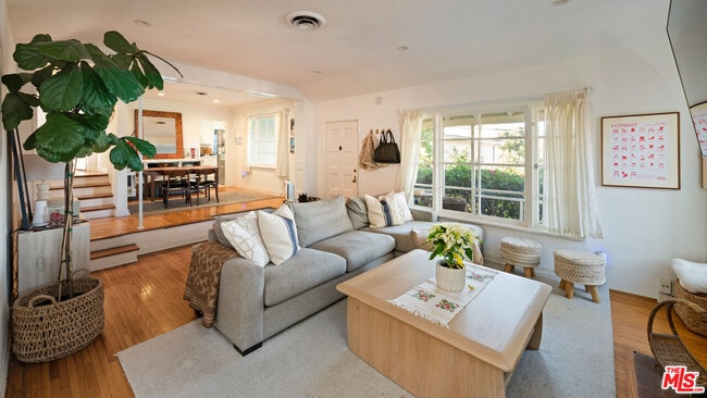 Building Photo - 11622 Sunshine Terrace