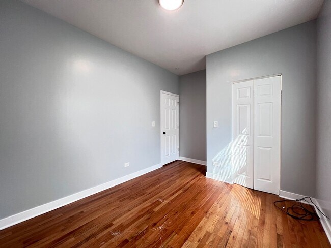 Building Photo - 6402 S Eberhart Ave