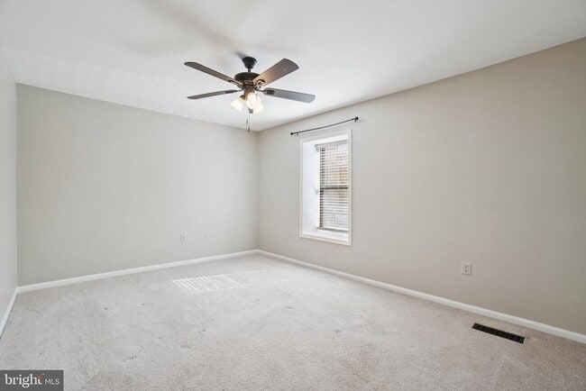 Building Photo - 10228 Roberts Common Ln