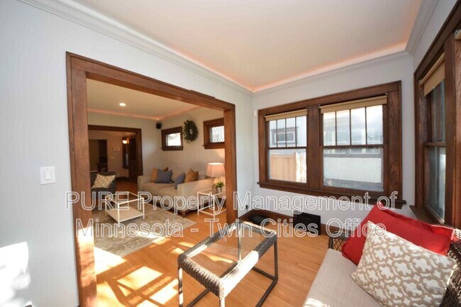 Building Photo - 4201 2nd Ave S