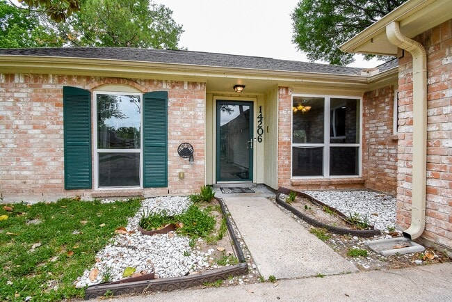 Building Photo - 14206 Ella Lee Ln